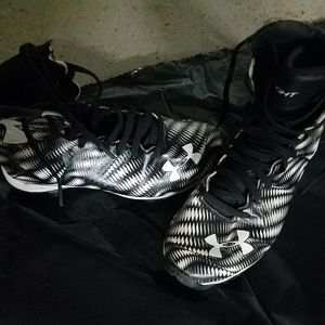 Boys Under Armour Cleats